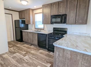 775 Virginia St #775, Belleville, MI 48111