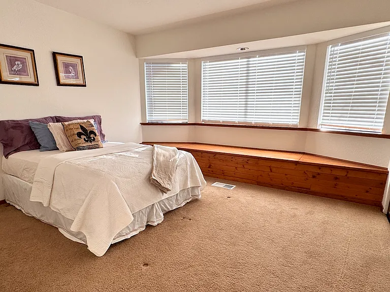 695 Ketch Ct — Photo 10