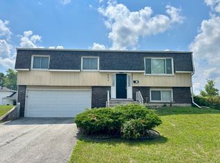 607 Sullivan Ln, University Park, IL 60484