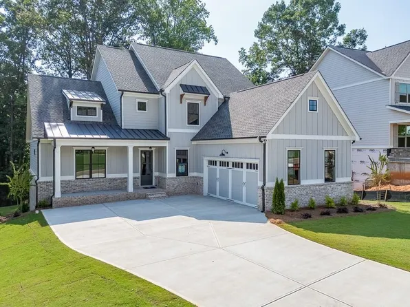 5660 Meadow View Dr, Jefferson, GA 30549