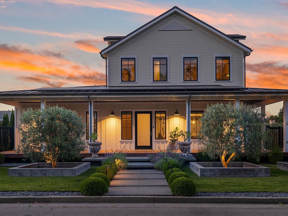 1st image of 470 Harrington Drive