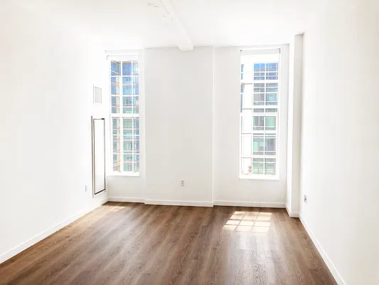 Rented by Domus Realty | media 1