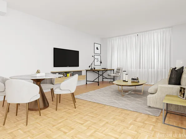 2250 Broadway image 1 of 9