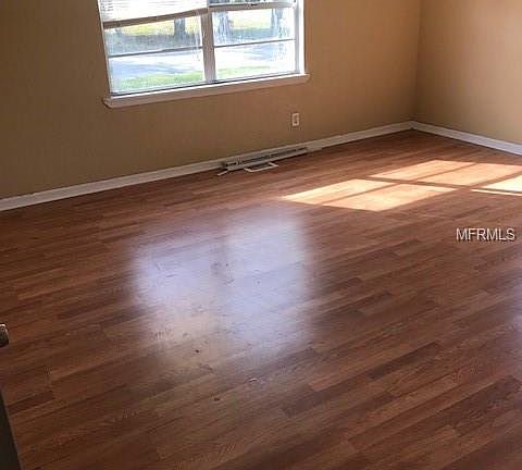5th image of 783 21st Ave S