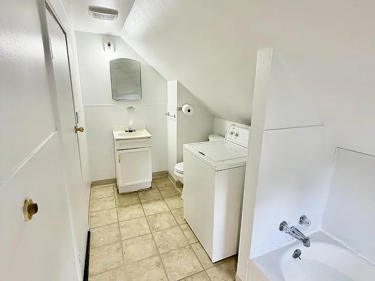 2401 Lowell Ave #2 — Photo 7