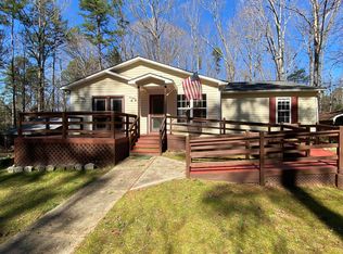615 Simmons Rd, Robbins, NC 27325