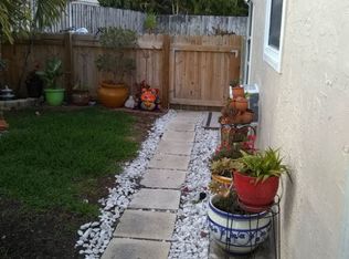 6241 NW 199th St, Hialeah, FL 33015