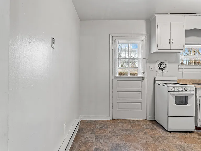 3616 Old Buckingham Rd #D — Photo 8