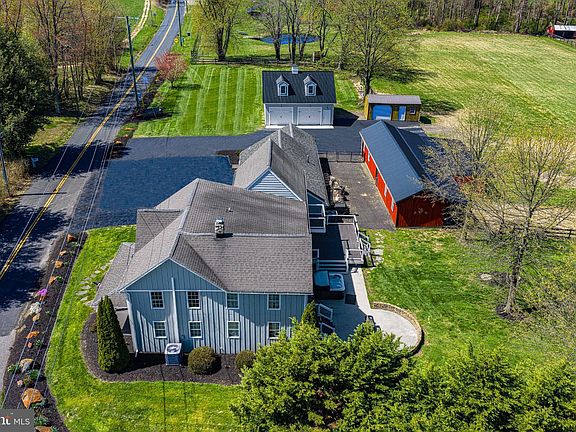3rd image of 3752 Rock Run Rd