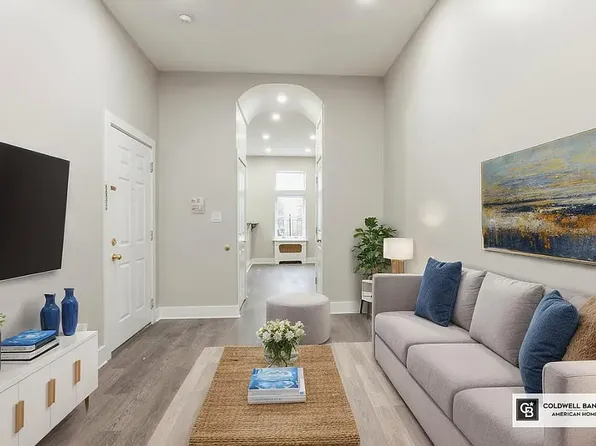 344 East 116th Street image 1 of 10