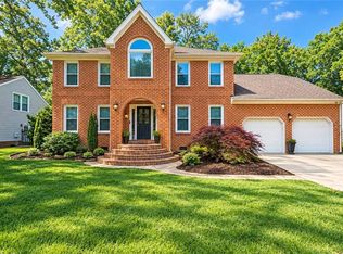 336 Spice Bush Ct, Chesapeake, VA 23320