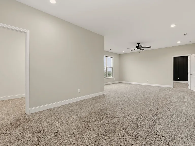 9924 Winding Hill Ln — Photo 40