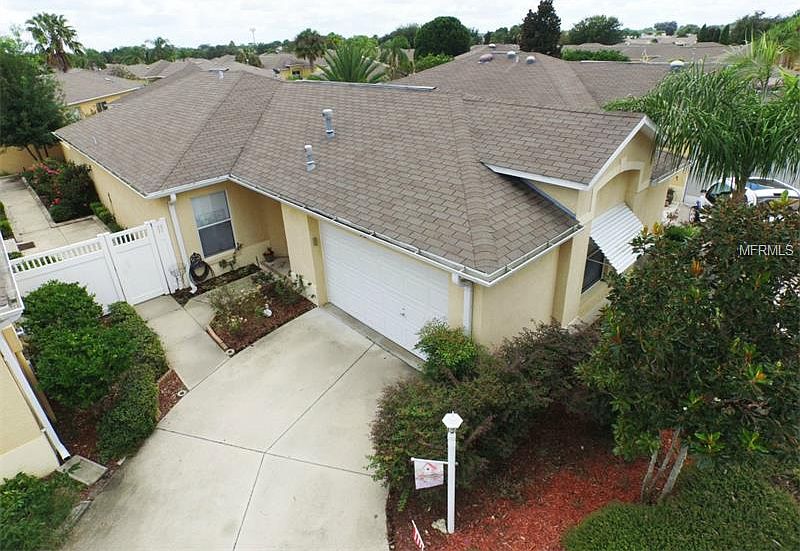 1st image of 881 Lexington Ln