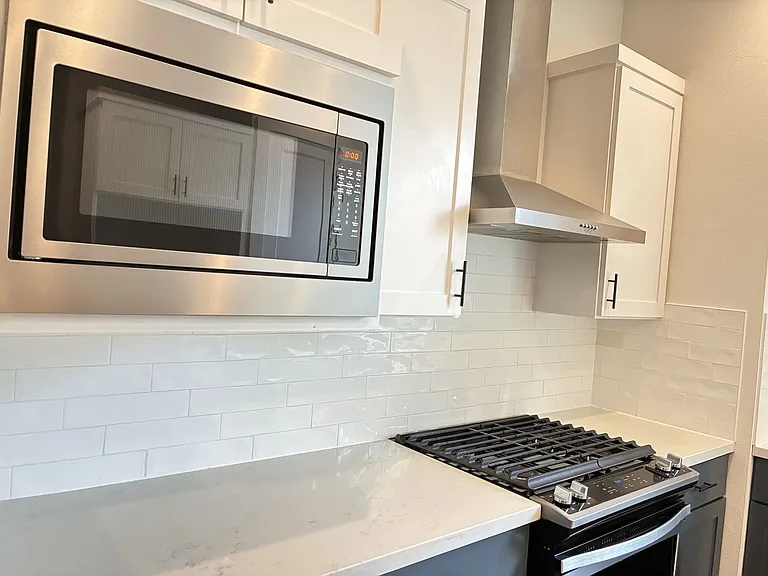 1535 W 24th St #B — Photo 12