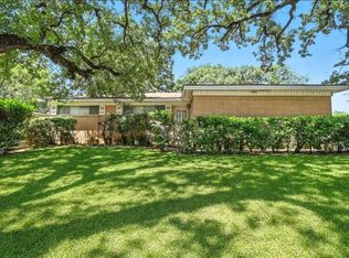 1502 Westcrest Dr, Arlington, TX 76013