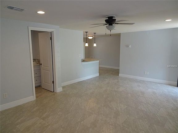 5th image of 6462 Willow Wood Ln