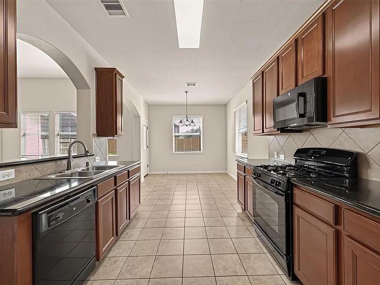 9118 Cavalier Ln — Photo 19