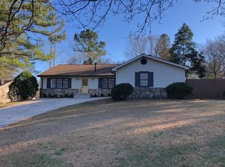 199 Simpson Dr NE, Kennesaw, GA 30144
