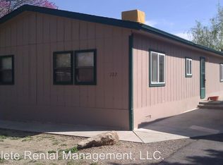322 E Stewart Dr, Pueblo West, CO 81007