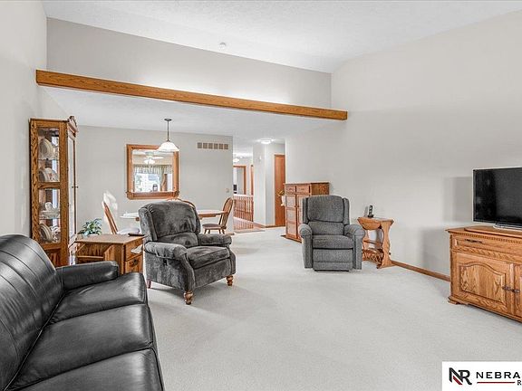 5th image of 7421 Red Oak Rd