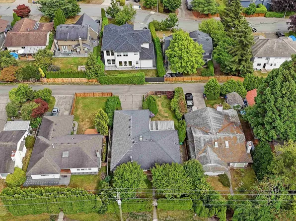 1364 160th St, Surrey, BC V4A 4X2