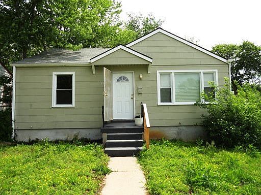 3rd image of 7349 Bellefontaine Ave