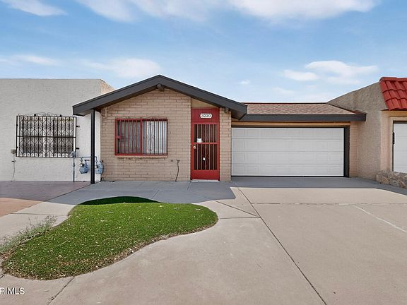 2nd image of 3220 Isla Morada Dr