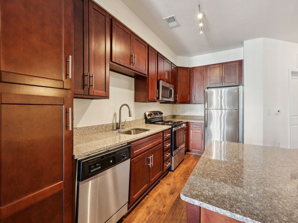 9142 Richmond Hwy APT 503