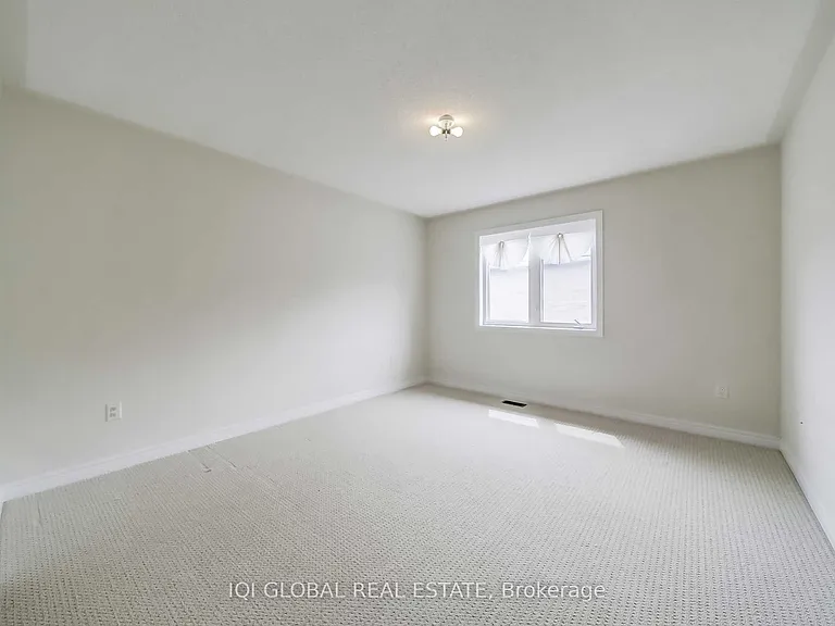 2 Bowkett Dr — Photo 22