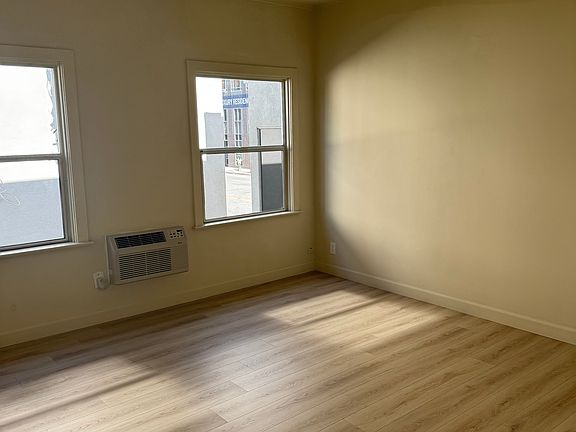 3rd image of 505 N Central Ave APT 208