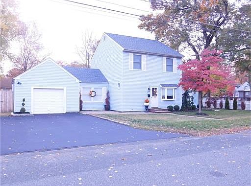 2nd image of 12 Spruce St