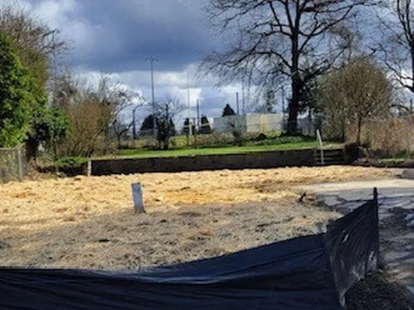 3239 S Thompson, Tacoma, WA 98418