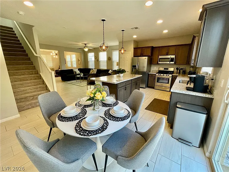173 Elexese Ct — Photo 8