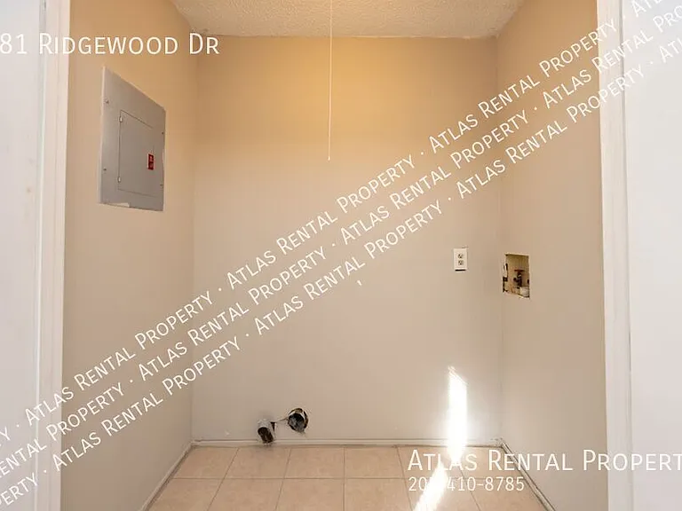 581 Ridgewood Dr — Photo 27