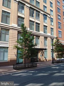 1205 N Garfield St APT 808, Arlington, VA, 22201