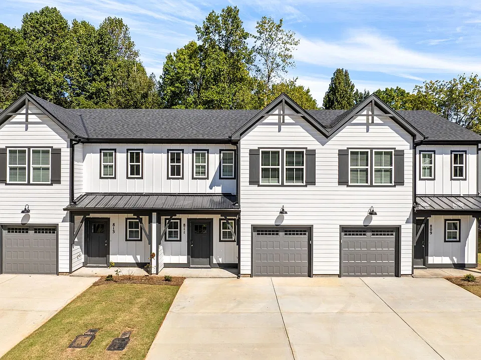 811 Asbury Hill Ln