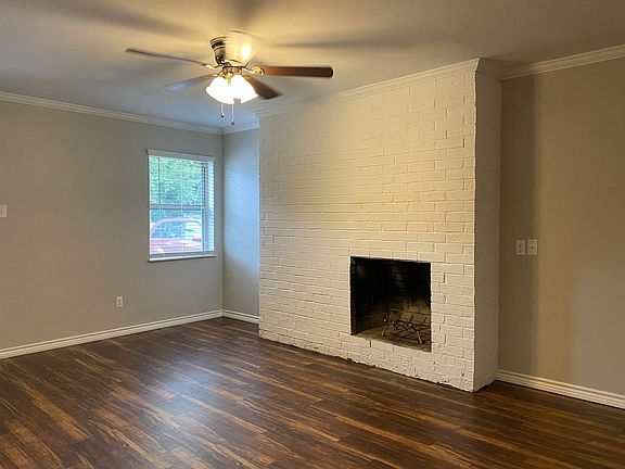 3rd image of 811 McClenny Dr #M07