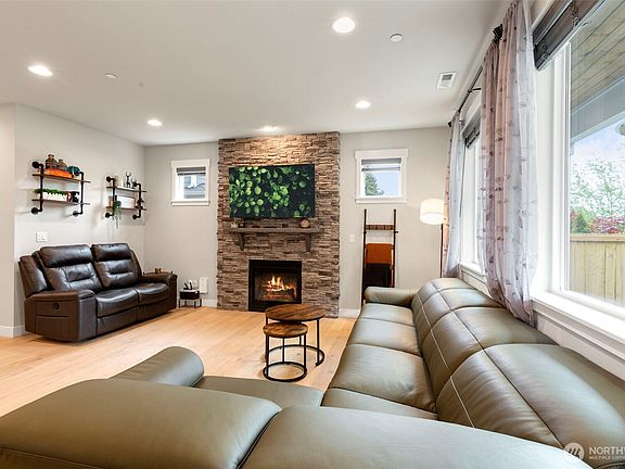 5th image of 4304 141st Street SE #A