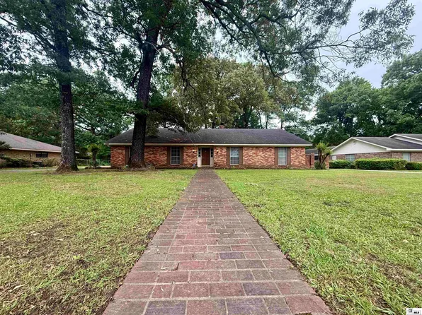 2014 Capella Dr, Bastrop, LA 71220