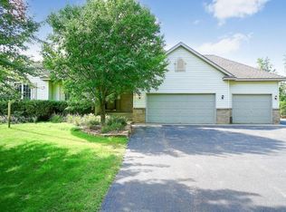 40560 Finley Rd, North Branch, MN 55056