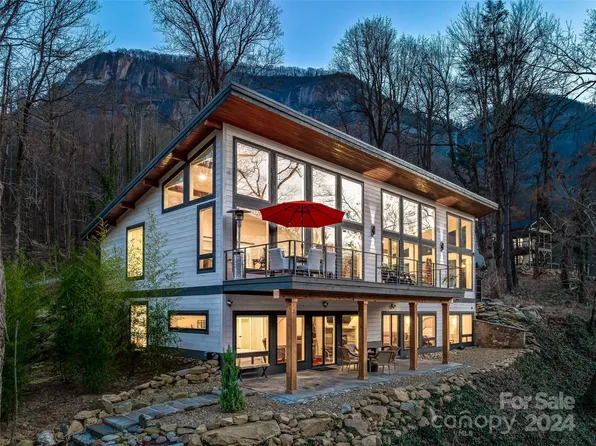 247 Fall Creek Dr, Chimney Rock, NC 28720