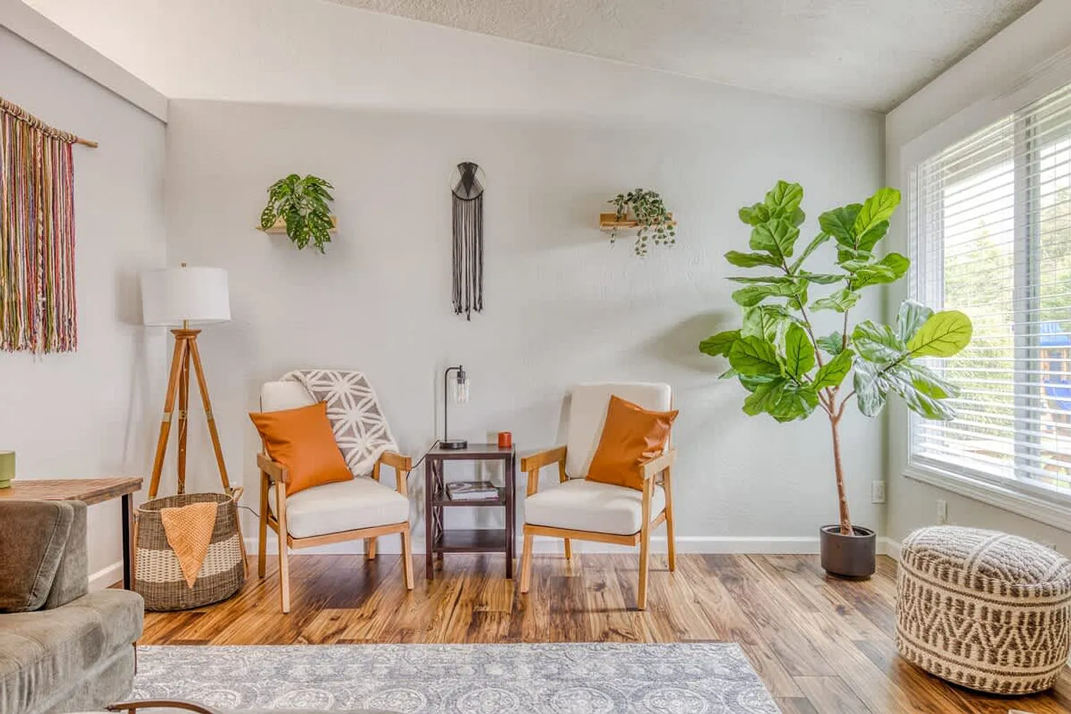 4 bed, 2.0 bath, 1754 sqft, $12,621 — Photo 4