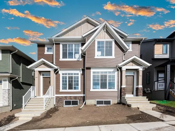 90 W Edith Grn NW, Calgary, AB T3R 2B5