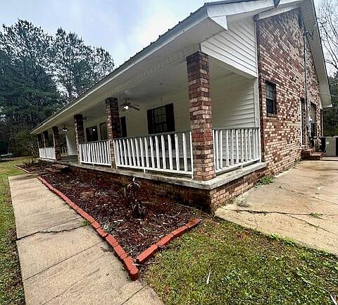 2nd image of 590 White Apple Rd