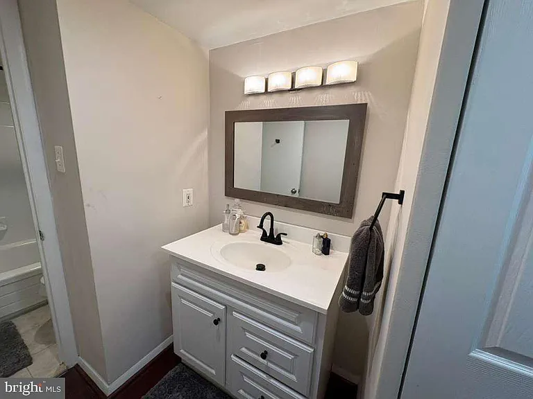 1420 N St NW #1010 — Photo 17