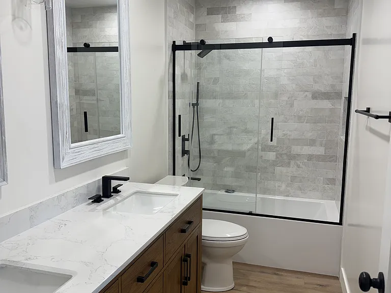 8 N Madrid Ave — Photo 8