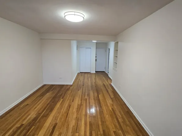 75-08 Bell Boulevard image 2 of 6