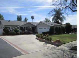 16050 Knapp St, North Hills, CA 91343