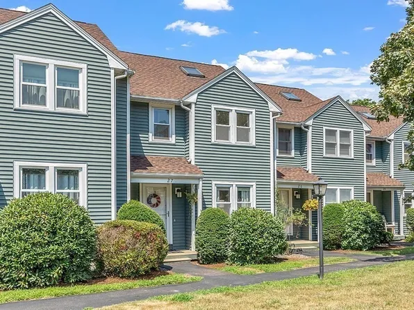 551 Hildreth St #27, Dracut, MA 01826