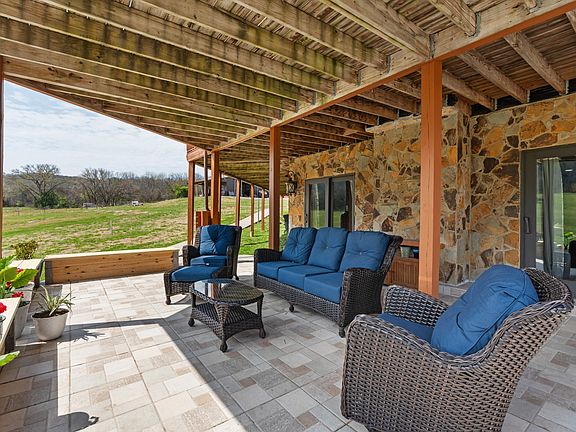 48th image of 2063 Kennedy Creek Rd